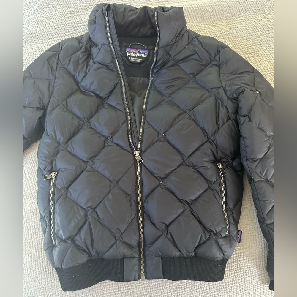 Patagonia front zip bomber style jacket
